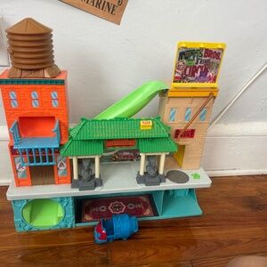 2014 Teenage Mutant Ninja Turtles TMNT Chinatown Lair Playset Imaginext Tested